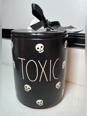 ✨🆕 Rae Dunn Artisan Collection Black / Cream Halloween Toxic Canister Jar